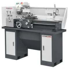 Konvencionalna univerzalna metalna tokarilica 330x700 230V s postoljem i alatom za rezanje CORMAK