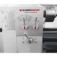 Konvencionalna univerzalna metalna tokarilica 330x700 230V s postoljem i alatom za rezanje CORMAK