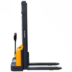Električni paletni regalni manipulator Q15E25-2 1500kg 2500mm CORMAK